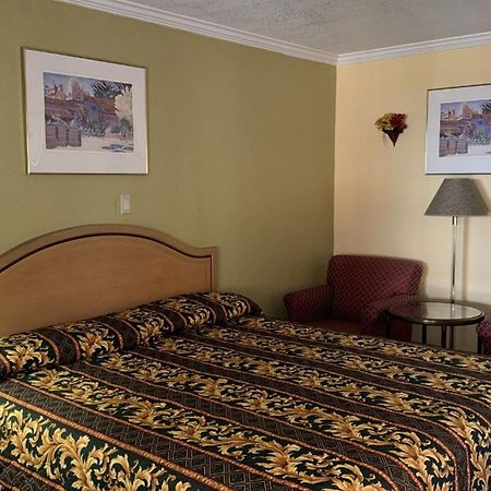 Sunstar Inn Los Banos Exterior photo