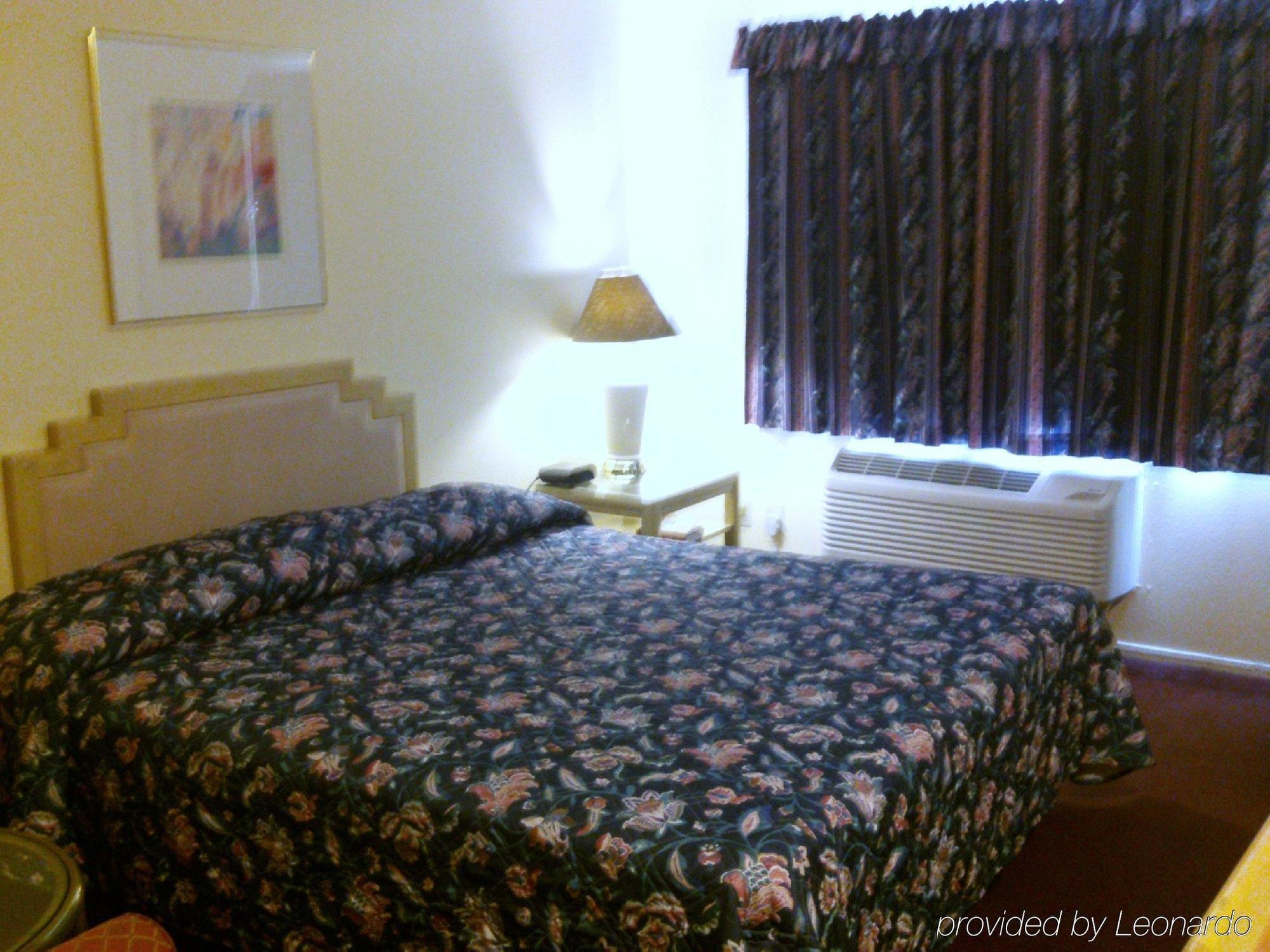 Sunstar Inn Los Banos Exterior photo