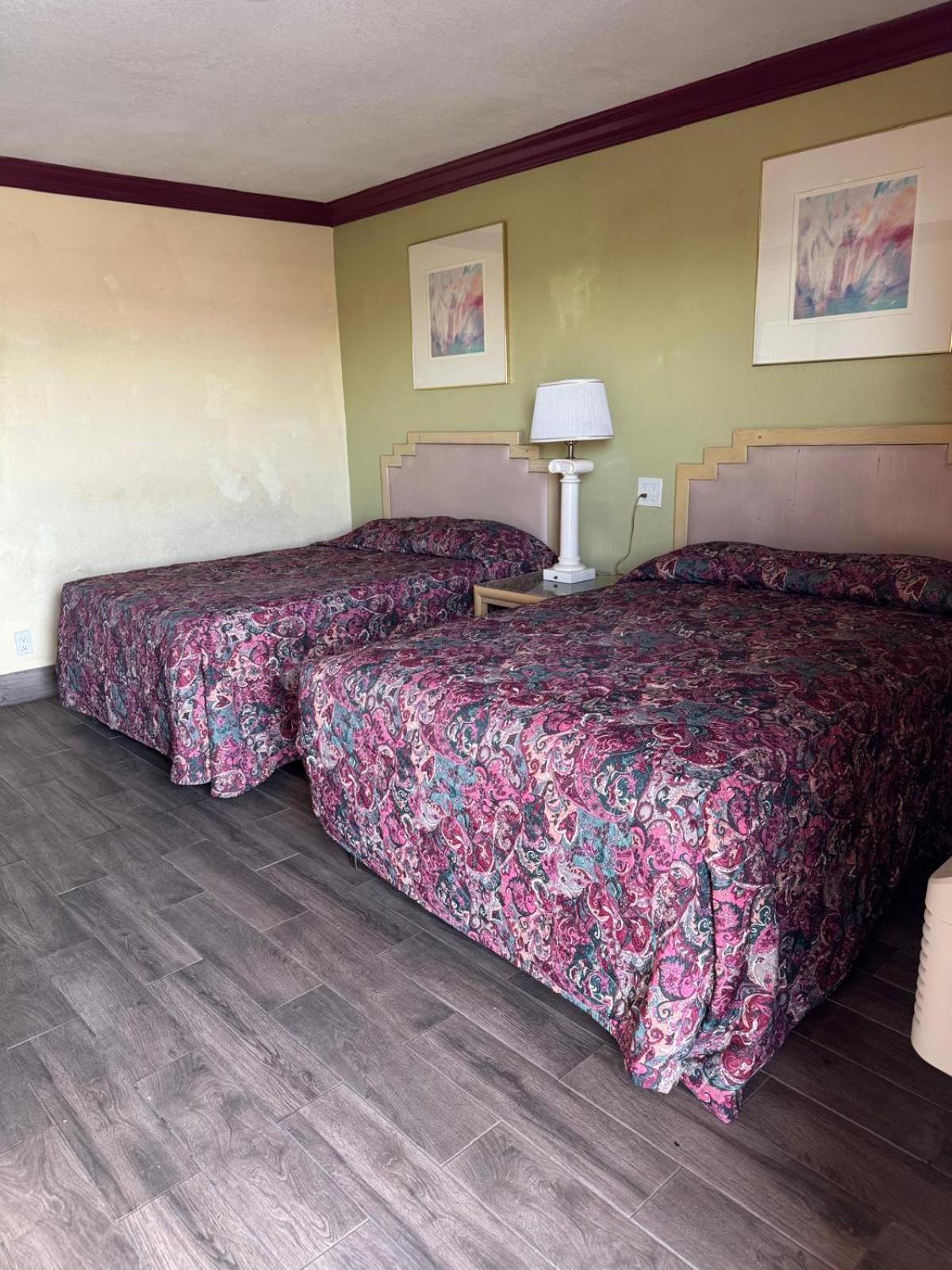 Sunstar Inn Los Banos Exterior photo
