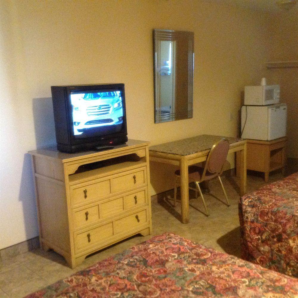 Sunstar Inn Los Banos Exterior photo