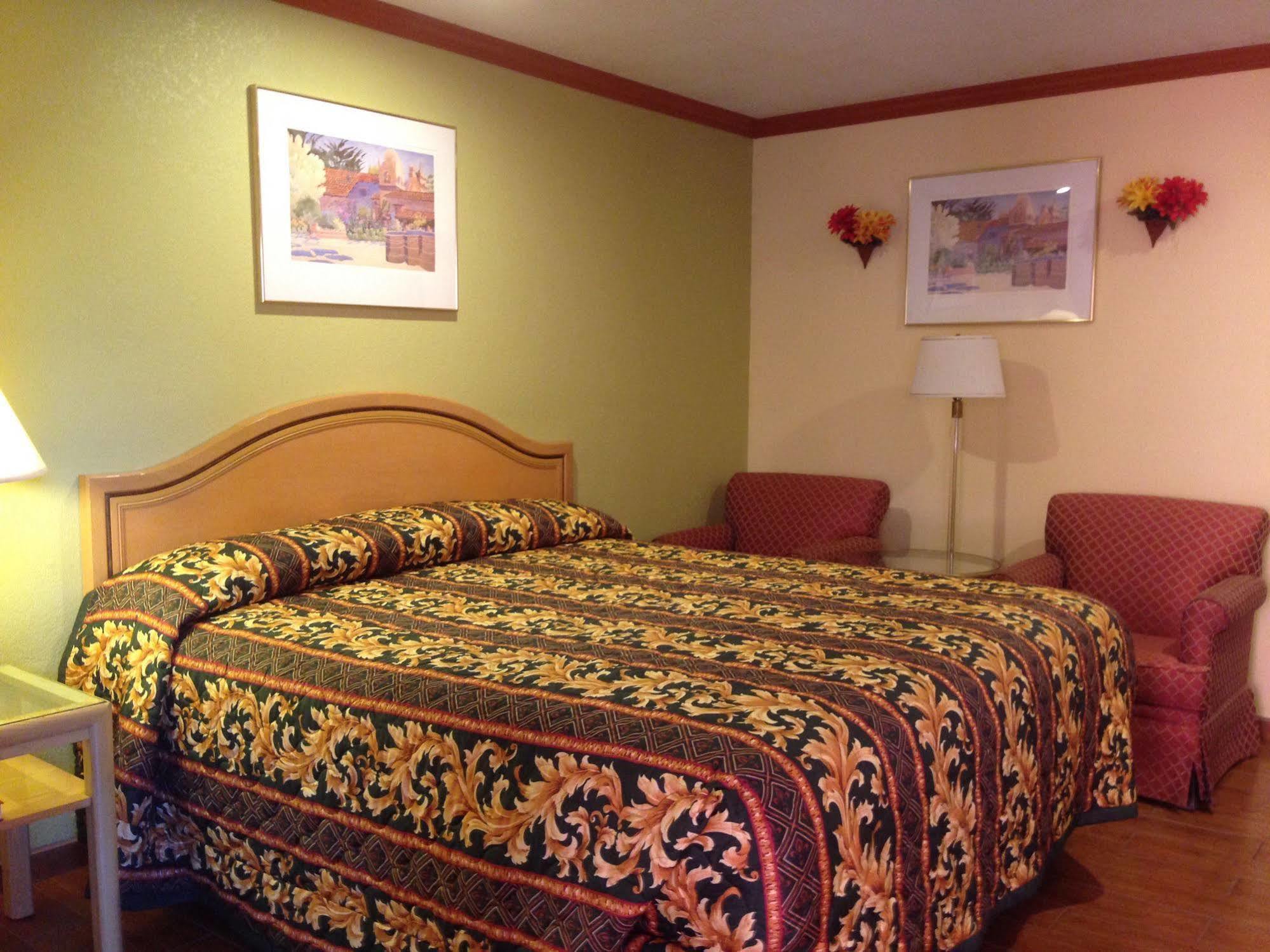 Sunstar Inn Los Banos Exterior photo